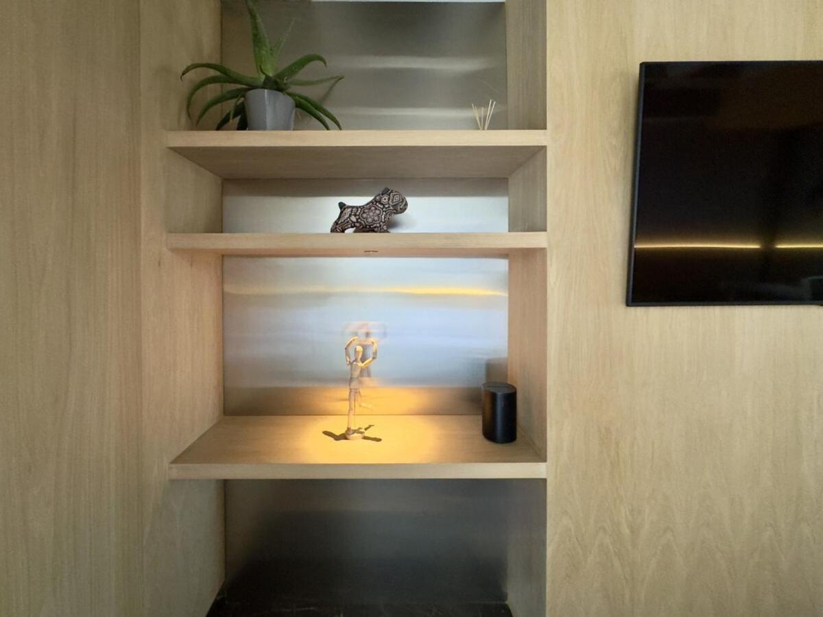 New Loft W Ks Bed W Airconditioner At Roma Norte * Mexico City